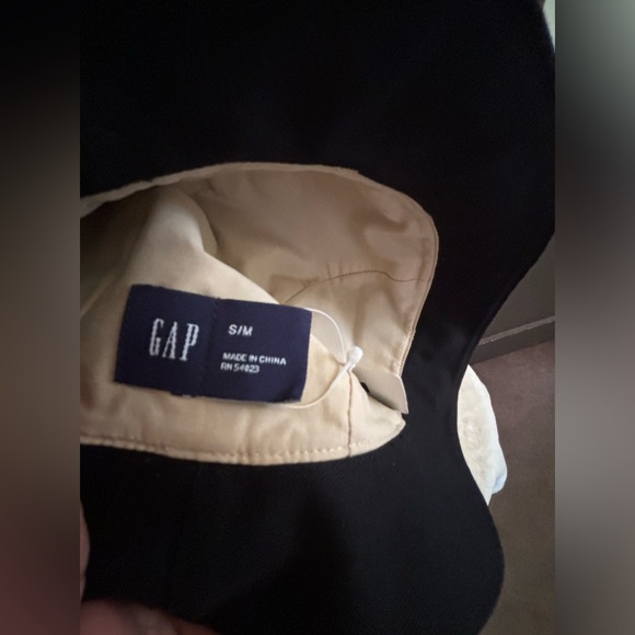 Gap Women’s Hat (S/M) (NWT) - Picture 5 of 7